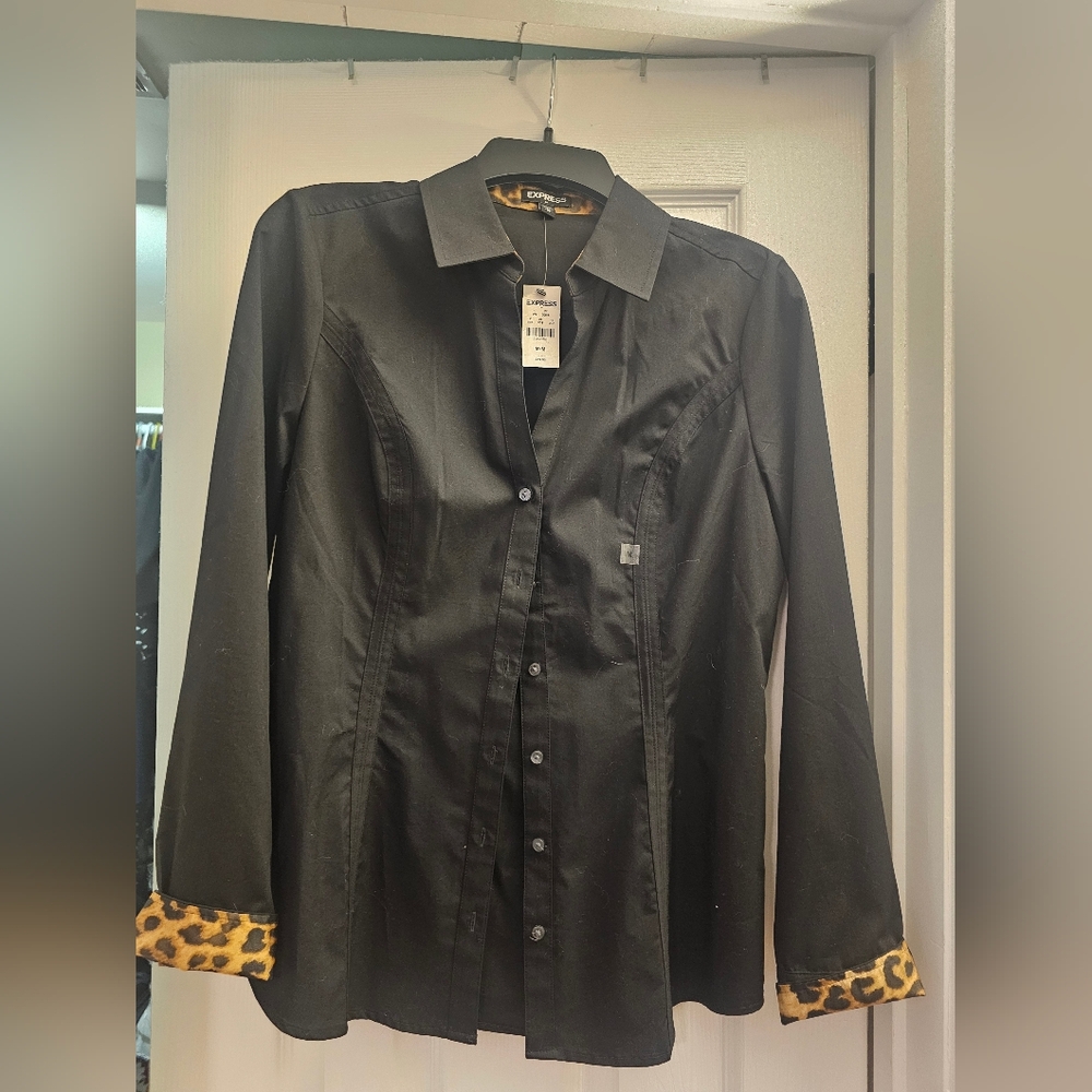🐆 Express Black Button-Down Shirt w/ Leopard Trim – Size M (NWT